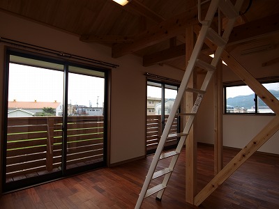 s-090805 (3).jpg