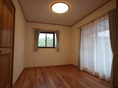 s-090902 (1).jpg