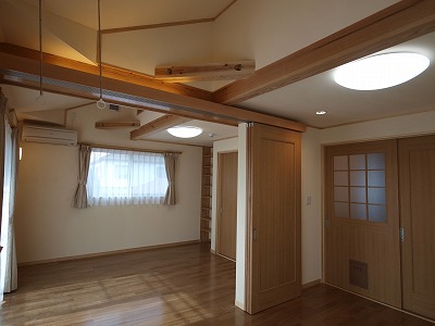 s-100218 (9).jpg