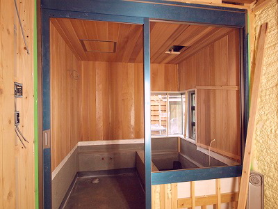 s-100323.jpg