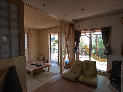 s-100722 (10).jpg