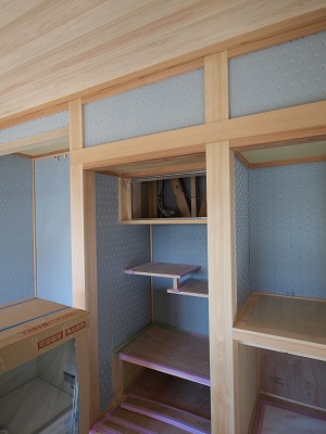 s-110204 (2).jpg