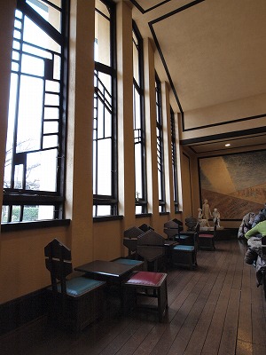 s-110301 (15).jpg