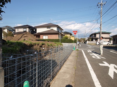 s-110421 (3).jpg