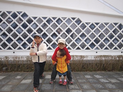 s-110428 (1).jpg