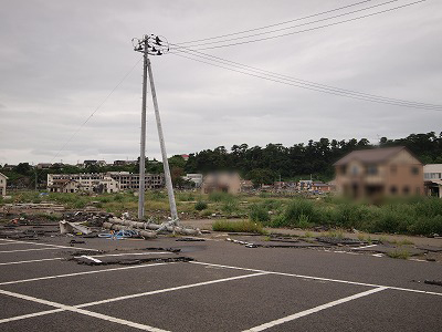 s-110829 (4).jpg