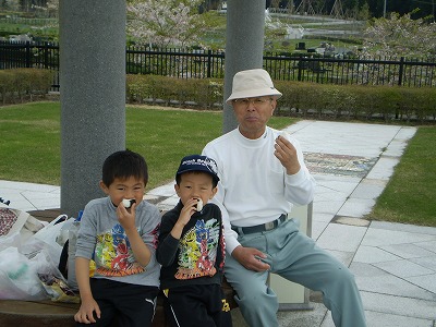 y-090422ӣ.jpg