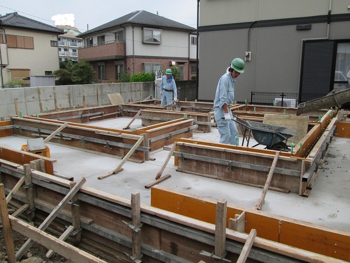 三島市新築工事　基礎工事３