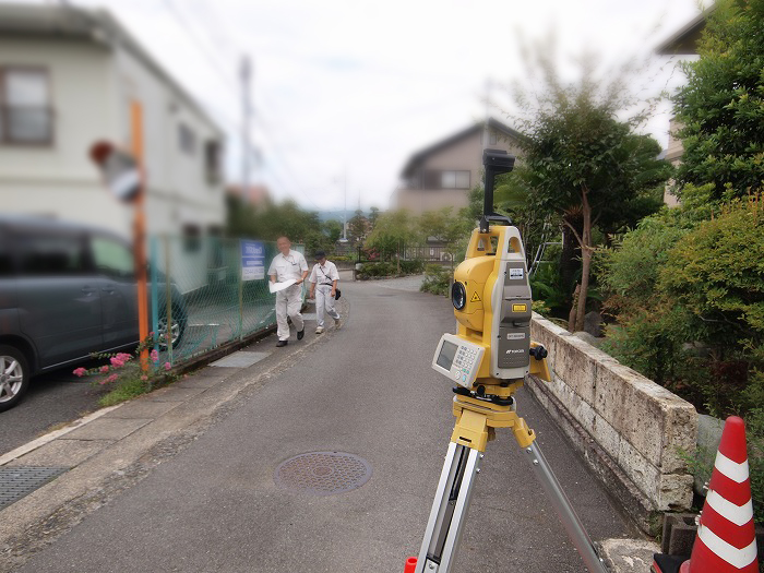 富士宮市の住宅予定地で敷地調査