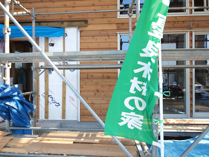 富士宮市新築住宅　木の外壁
