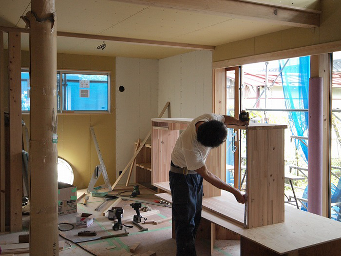 富士宮市新築住宅　造作家具作り