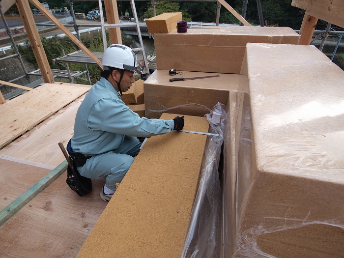 富士市　新築住宅　木質繊維断熱材