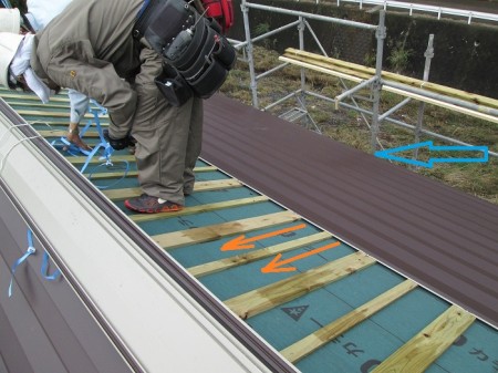 ガルバリウム鋼板屋根　通気工法