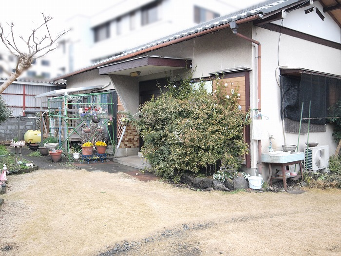 富士市　リノベーション　外観ビフォア