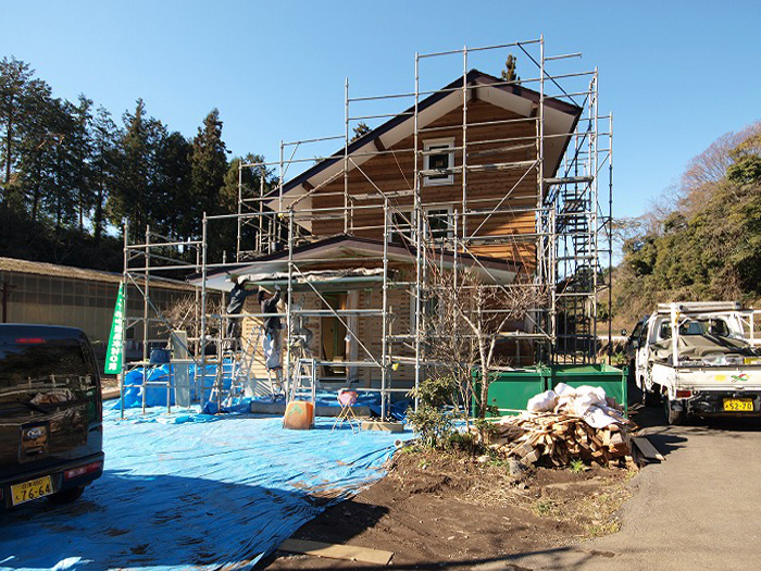 富士市新築住宅　キッチンストーブのある家　木の外壁