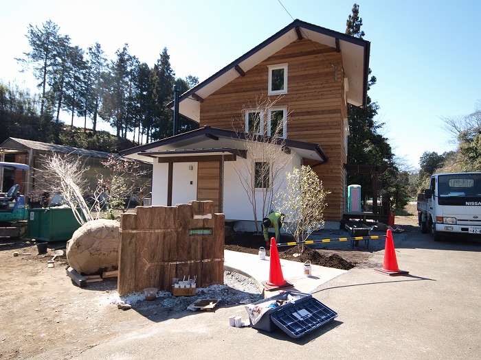 富士市　土間とキッチンストーブの家