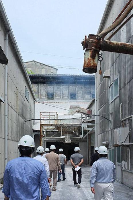 高知県　シックイの工場