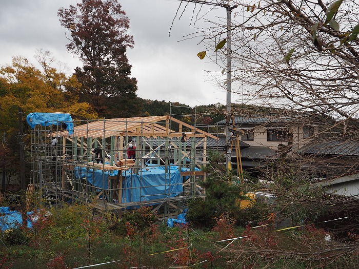 小山町　薪ストーブの家　骨組み