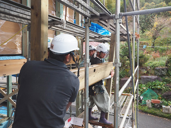 小山町　新築住宅　桧の梁