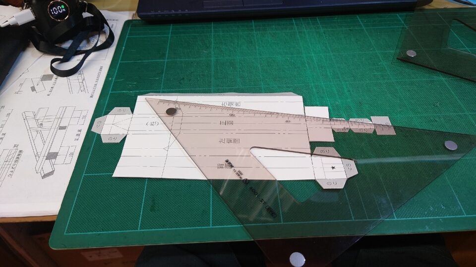 模型を作ってみた。