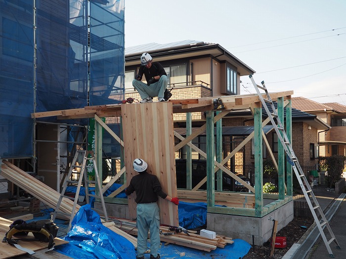 富士市 新築住宅 物置屋根 Jパネル