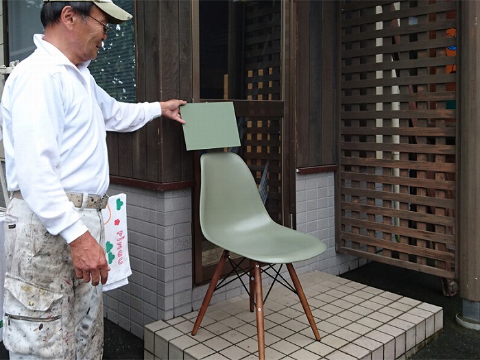 富士市 モデルハウス 塗装職人の調色